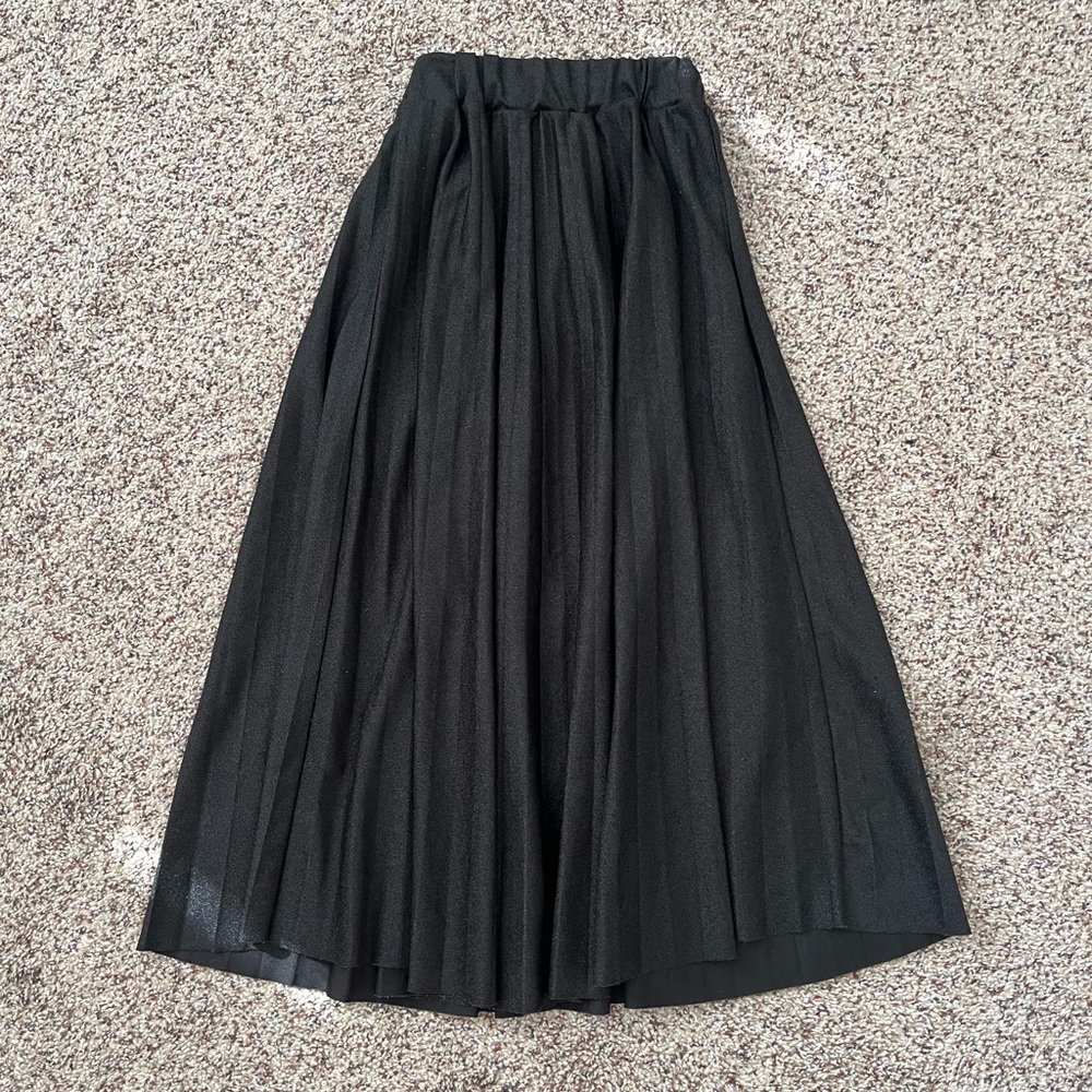 Pleated Black Midi Skirt